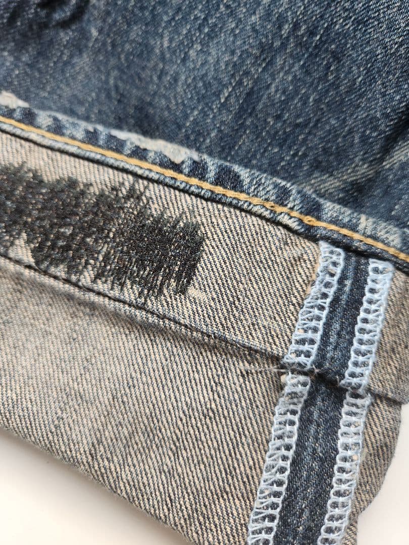 UNDERCOVER アップル刺繍デニム