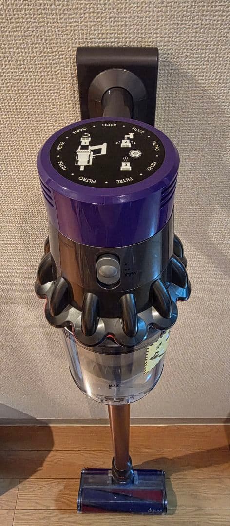 ジャンク Dyson cyclone V10 fluffy スティッククリーナー