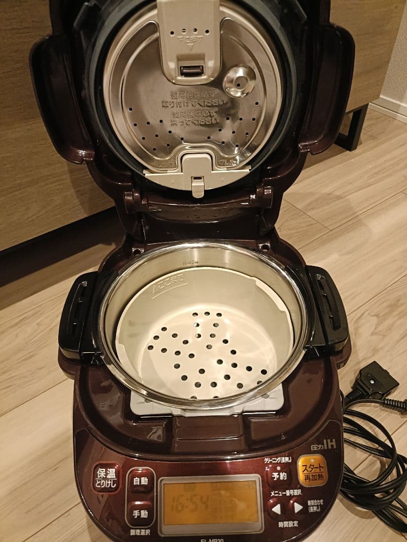 ミ*ー様 象印 電気圧力鍋 EL-MB30AM