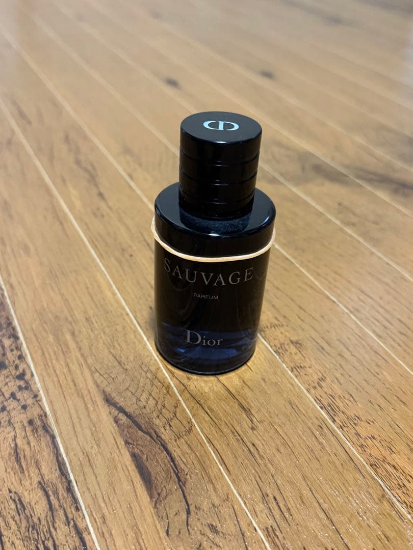 Dior sauvage Parfum ディオール ソヴァージュ パルファム