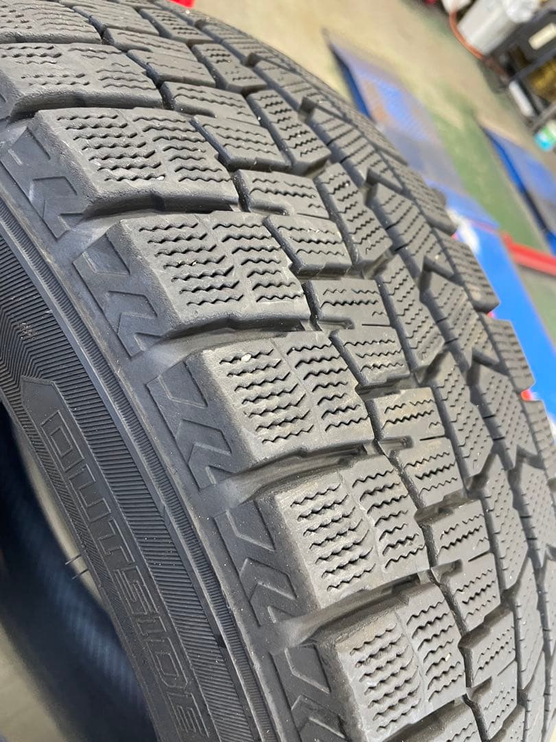 【中古スタッドレスタイヤ】205/60R16ホイールなし 4本セット