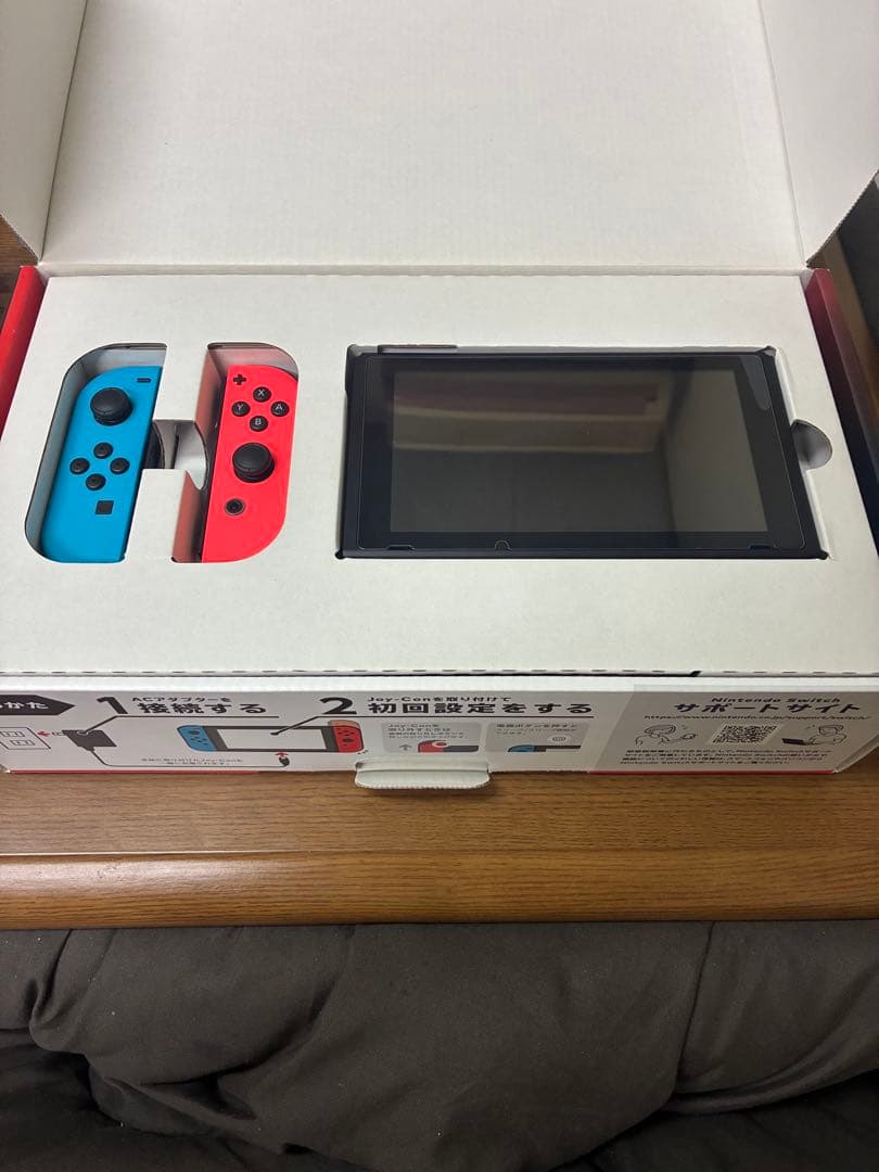 【美品】Nintendo Switch ニンテンドースイッチ　本体