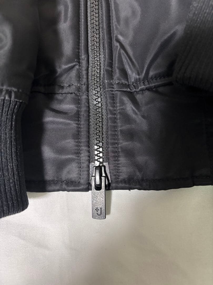 【美品】UNIQLO +J ハイブリッドダウンオーバーサイズMA-1 XS
