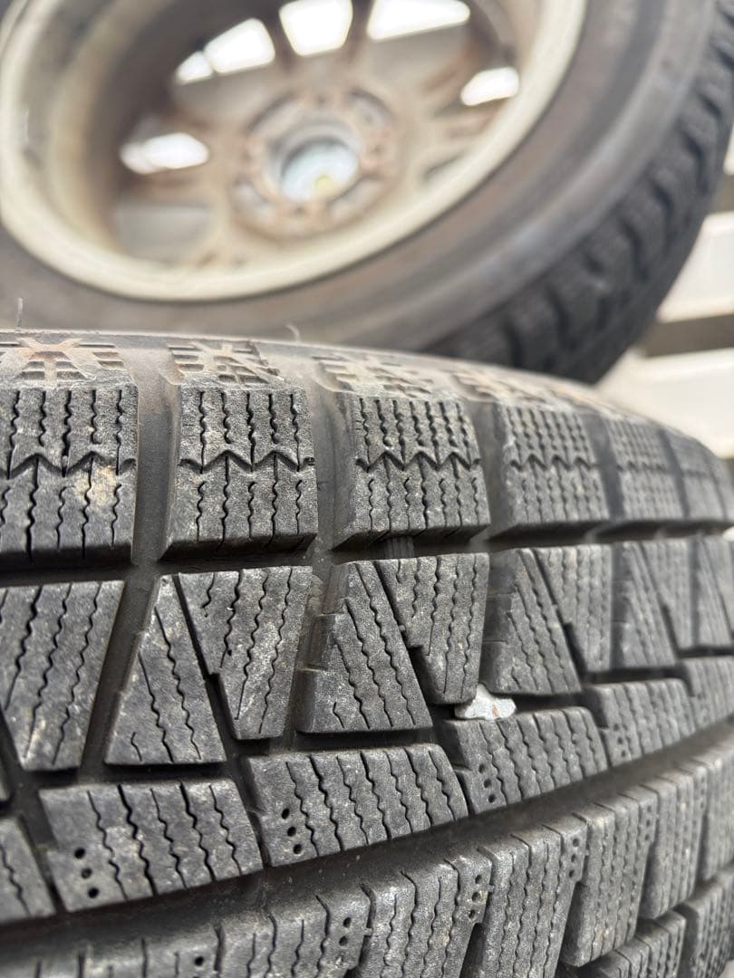 送料込み　ブリヂストン　165/65R14 スタッドレスタイヤ4本セット　軽全般
