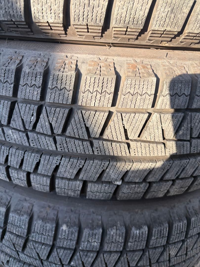送料込み　ブリヂストン　165/65R14 スタッドレスタイヤ4本セット　軽全般
