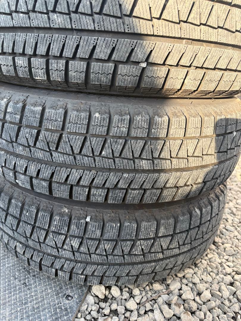 送料込み　ブリヂストン　165/65R14 スタッドレスタイヤ4本セット　軽全般