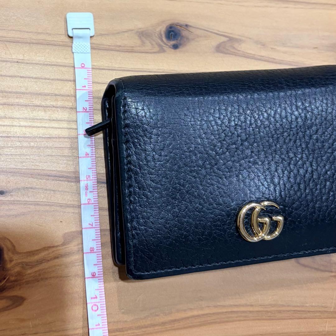 Gucci 黒 レザー 二つ折り財布
