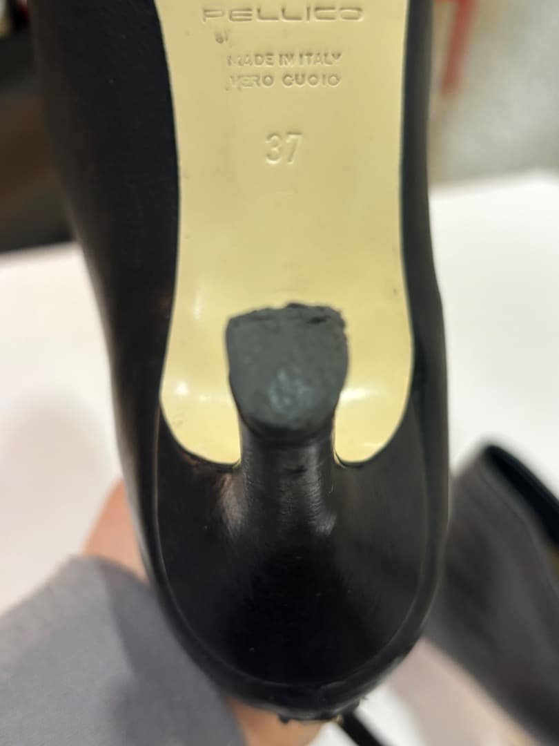 【PELLICO】バックジップ ショートブーツ 黒 37