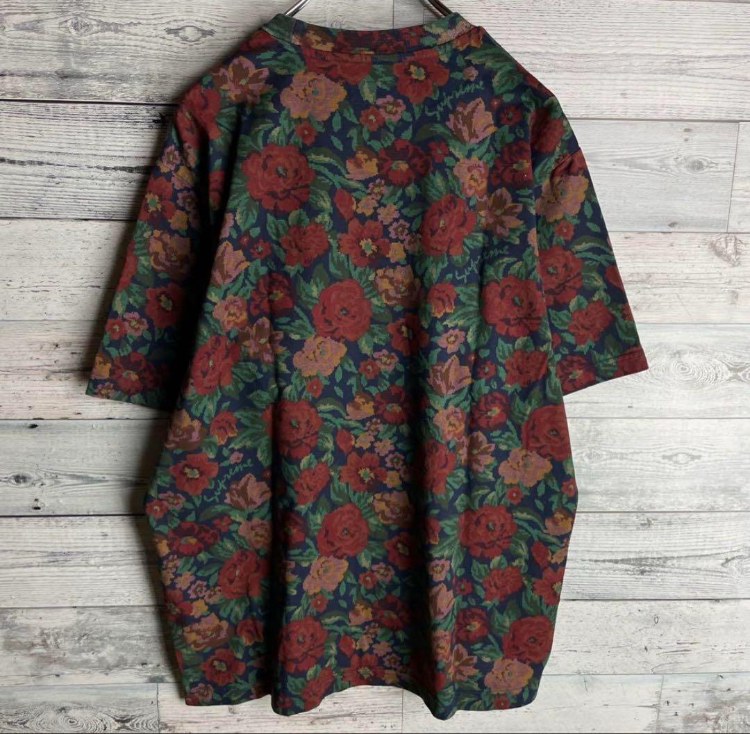 【美品　希少デザイン】シュプリーム☆総柄入りスモールボックスロゴ入りTシャツ