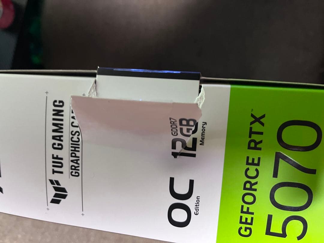 グラフィックボード・グラボ・ビデオカード ASUS TUF Gaming GeForce RTX 5070 OC 12GB