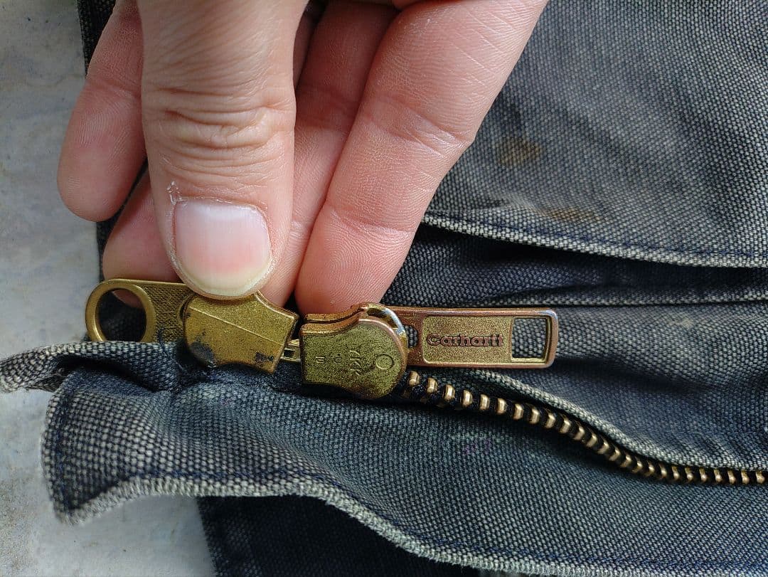 鬼フェード　carhartt ジャクソンコート　ミディアム　C95