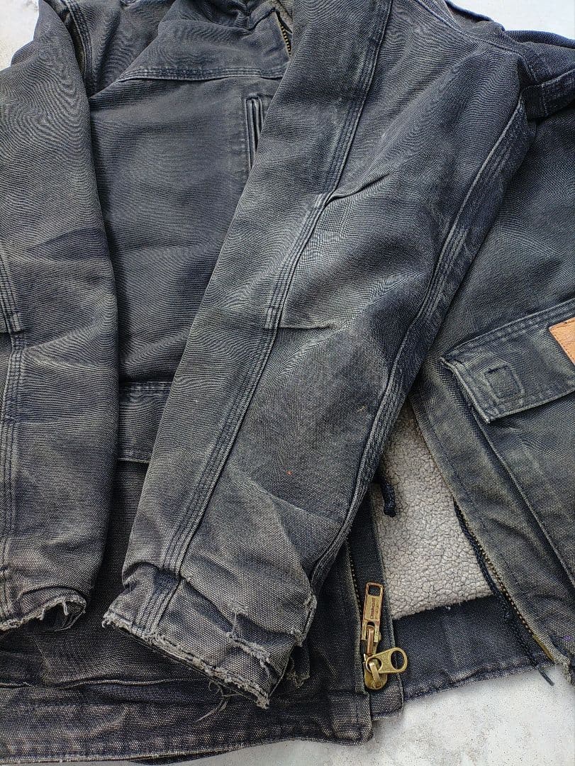 鬼フェード　carhartt ジャクソンコート　ミディアム　C95