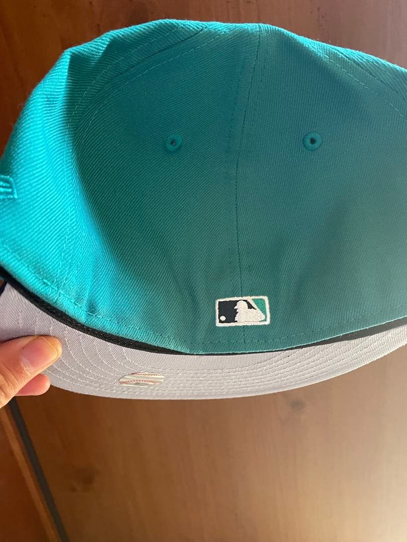 【海外限定】NEWERA59FIFTY 7 1/2 マリナーズブルーつば裏グレー