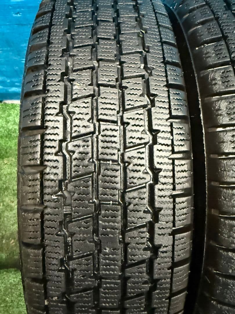 し*じ様 送料無料145R12BRIDGESTONE/W300軽トラック21年製