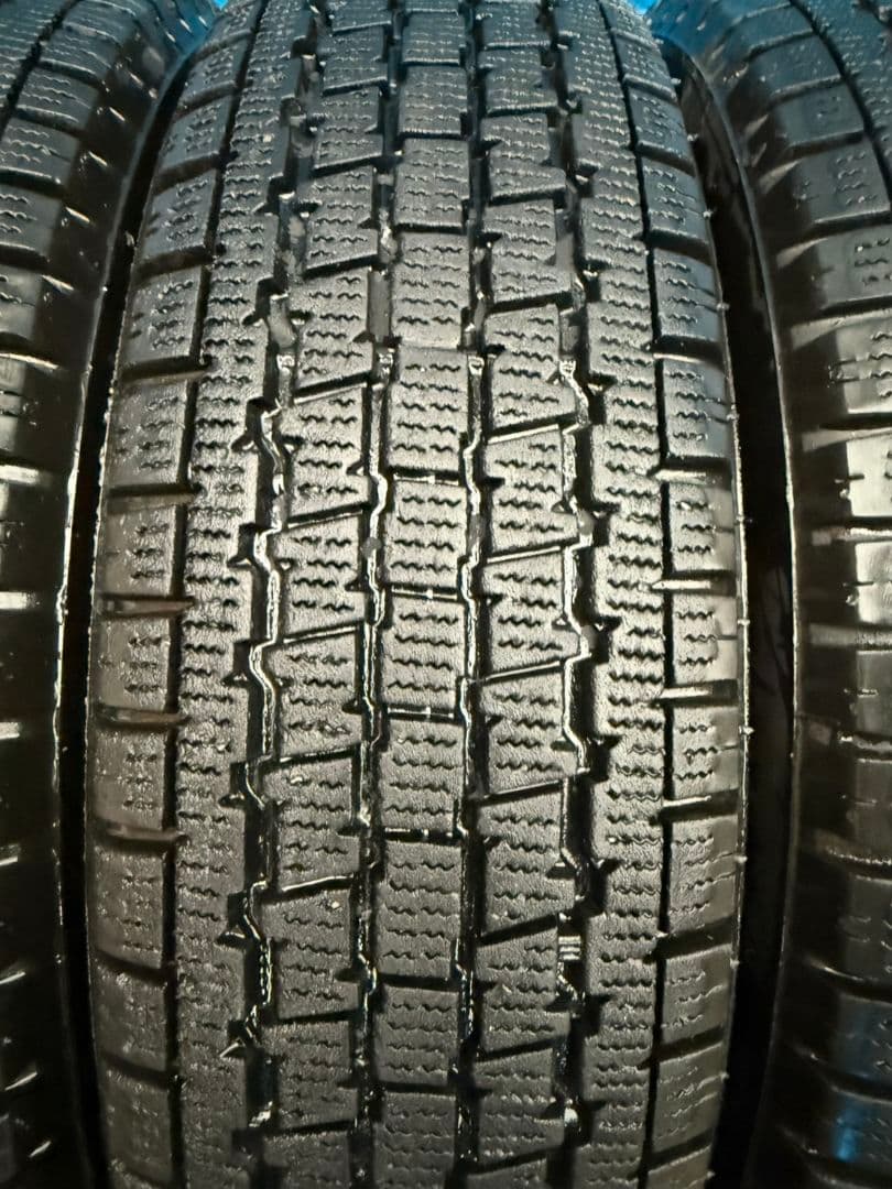 し*じ様 送料無料145R12BRIDGESTONE/W300軽トラック21年製