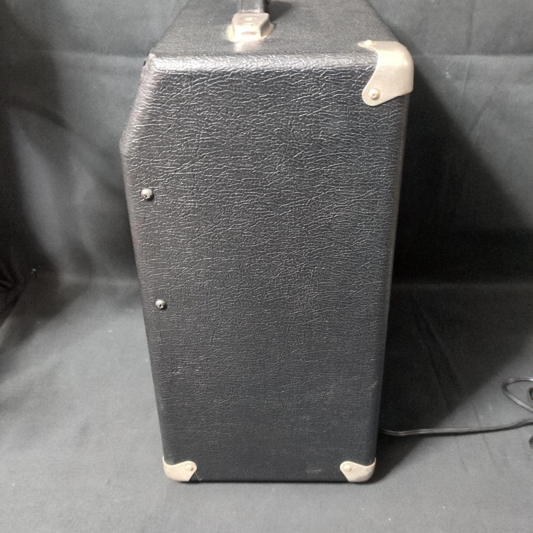 ベース Fender Japan Bassman 15