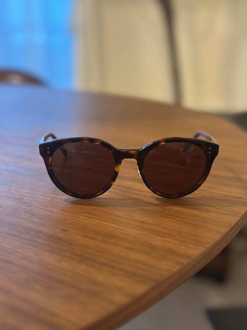 OLIVER PEOPLES オリバーピープルズ　サングラス Desilla