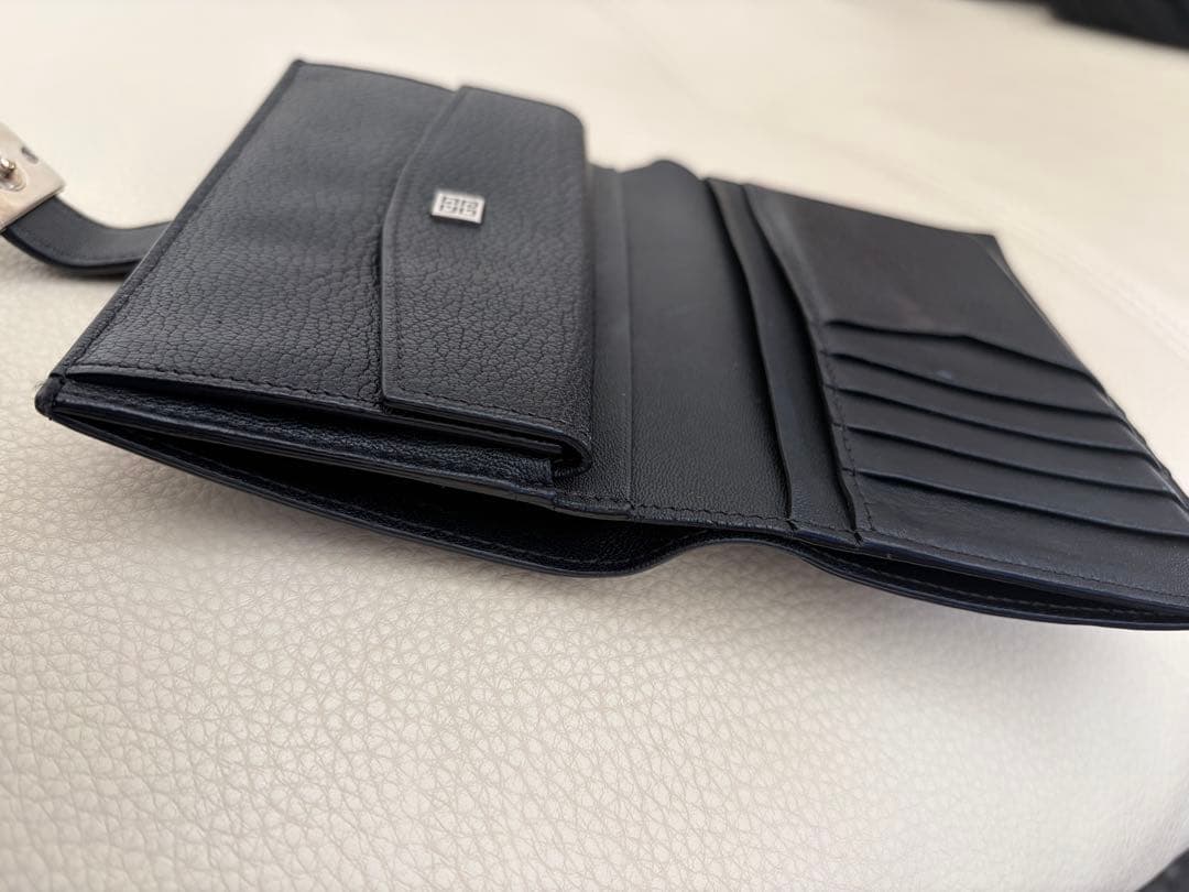 Givenchy 二つ折り財布 ブラック