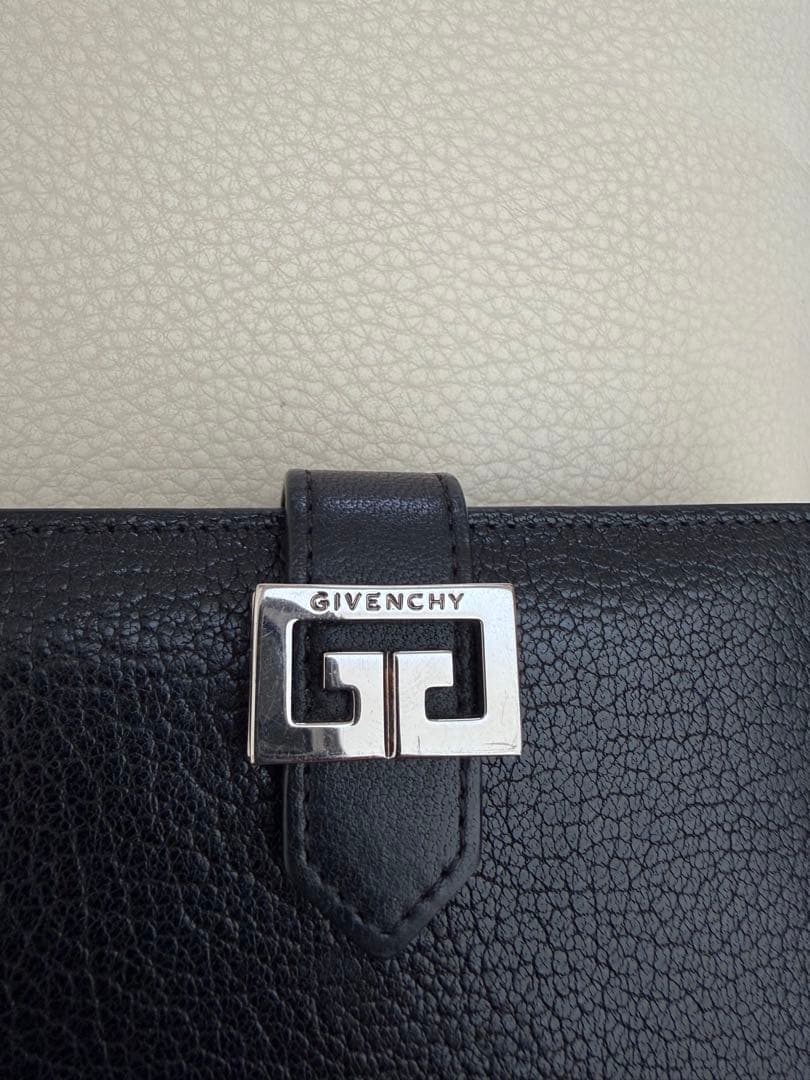 Givenchy 二つ折り財布 ブラック