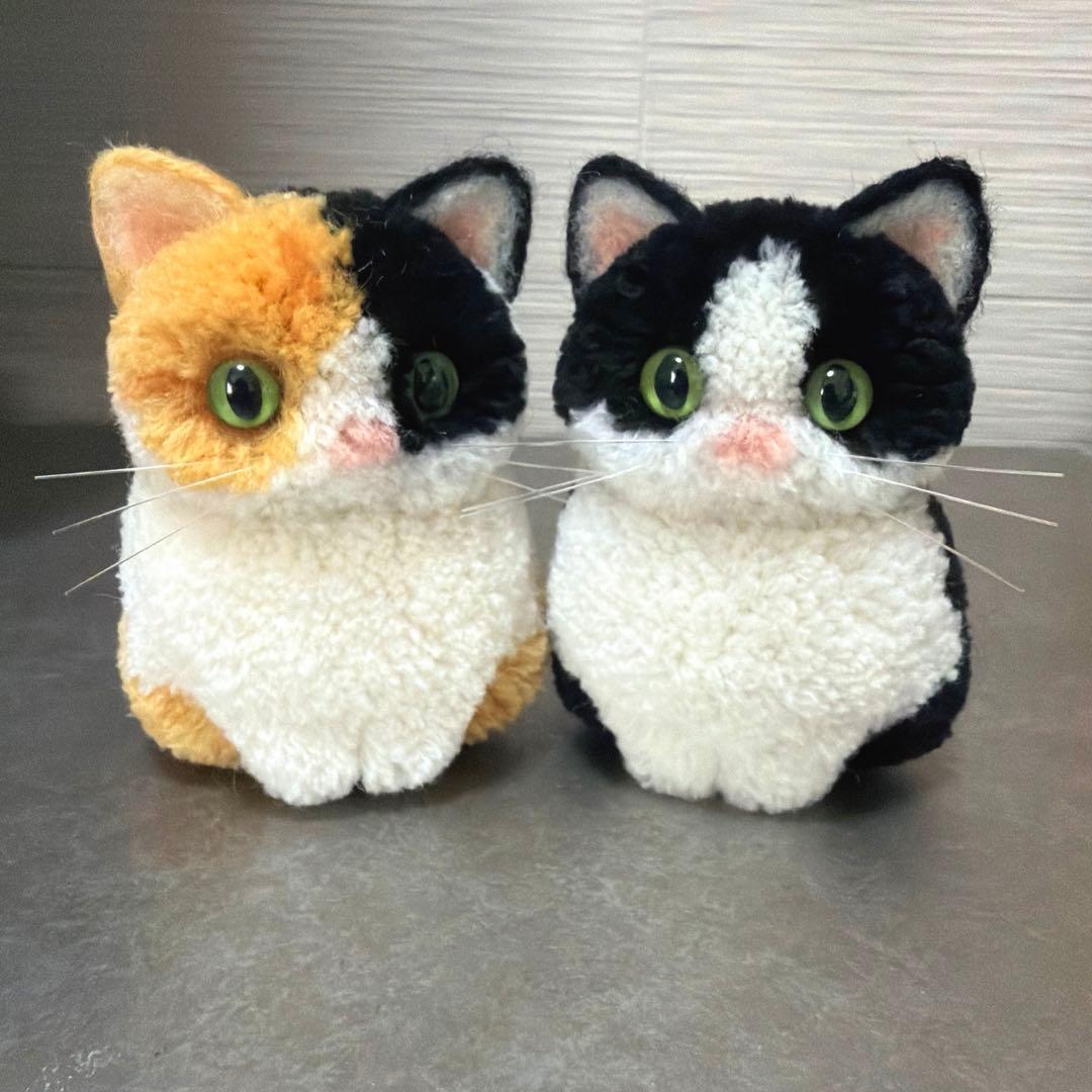 花の子るんるんページ　135 三毛猫　白黒猫