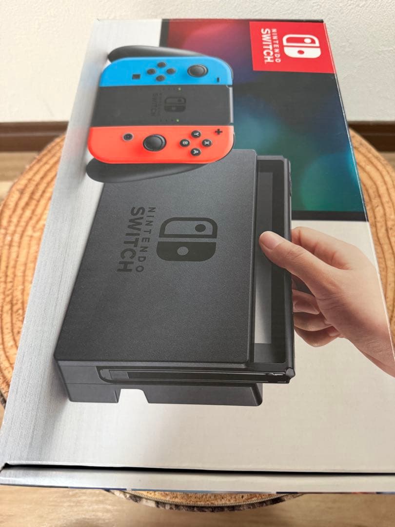 Nintendo Switch ニンテンドースイッチ本体　ネオン①