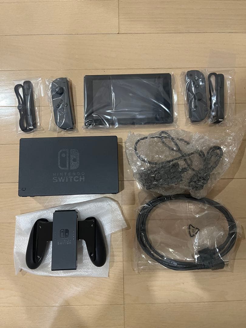 Nintendo Switch 本体 グレー モンスターハンターライズ他