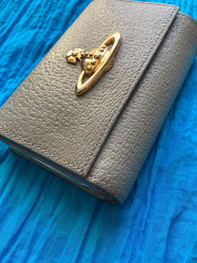 Vivienne Westwood 三つ折り財布 グレー⭐︎外箱付