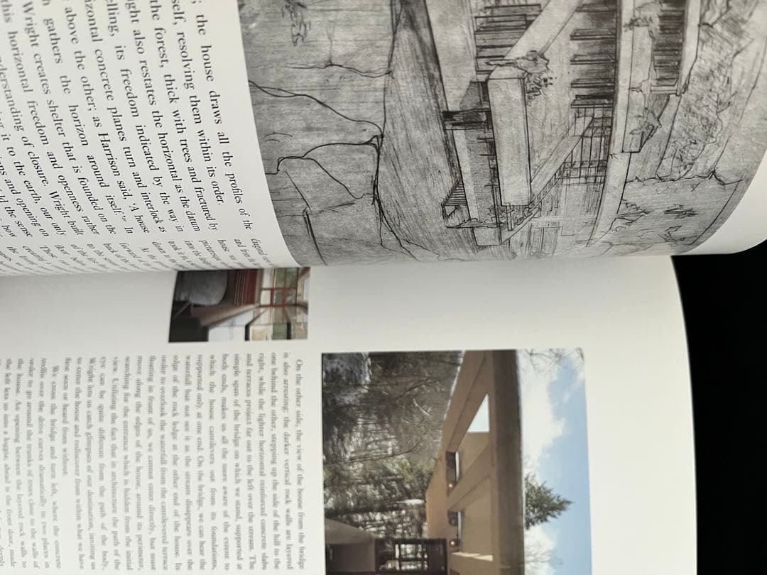 洋書　フランクロイドライト　建築作品集