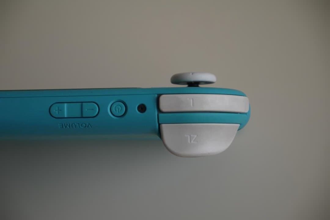 Nintendo Switch Lite ターコイズ 使用頻度少