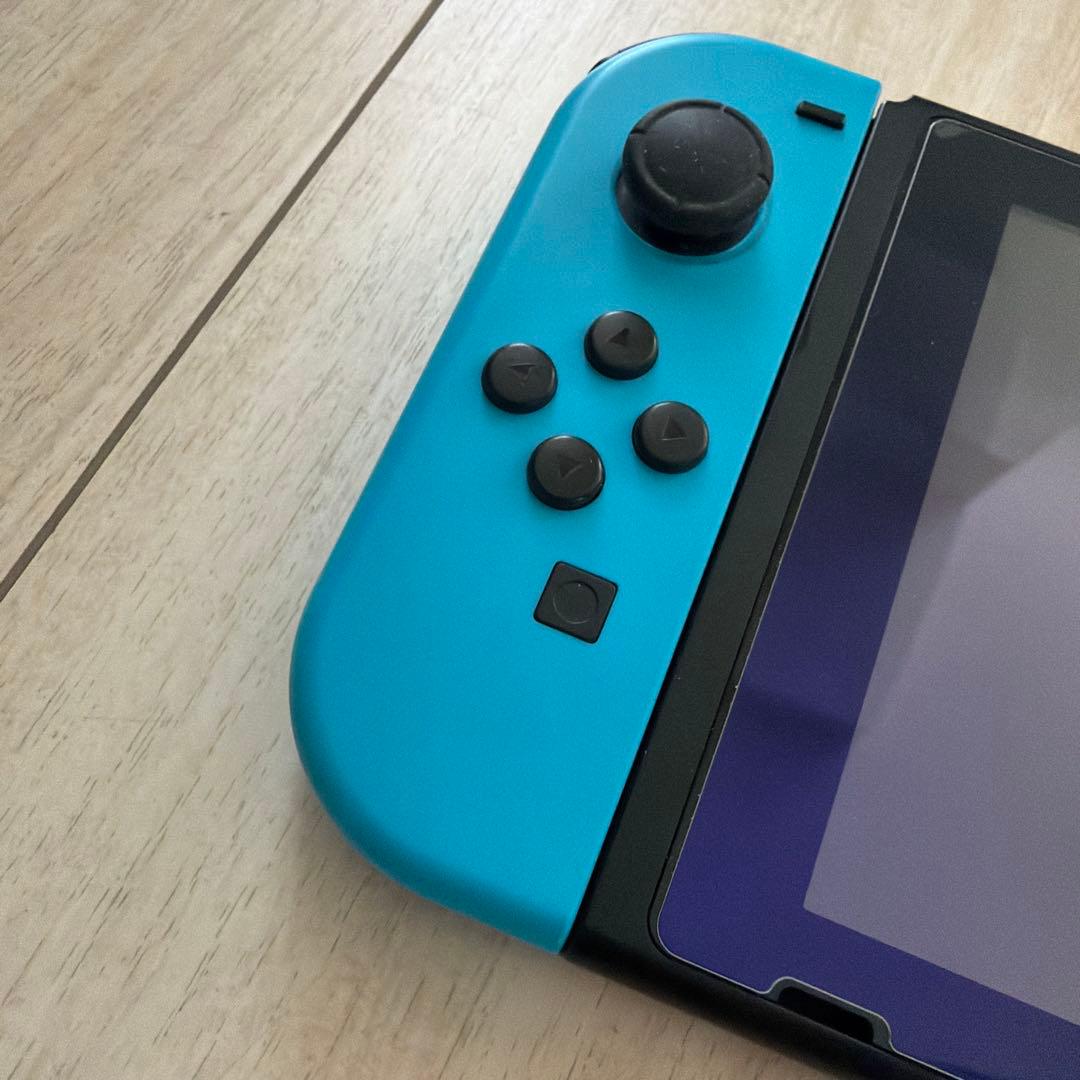 Switch 本体　液晶不具合あり