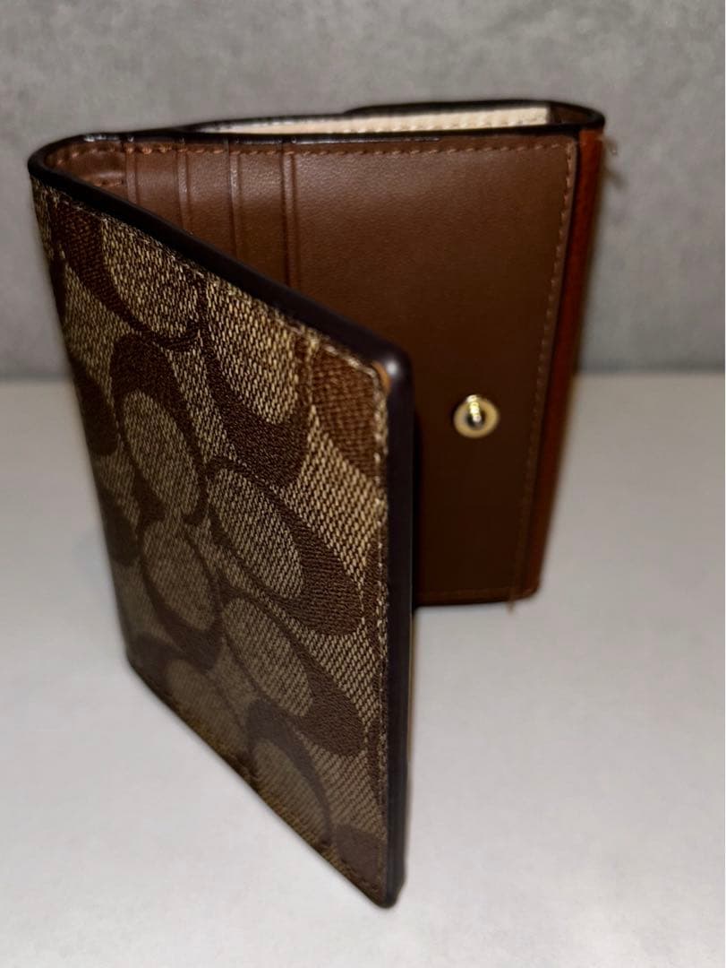 COACH 二つ折り財布 ブラウン・ブラック