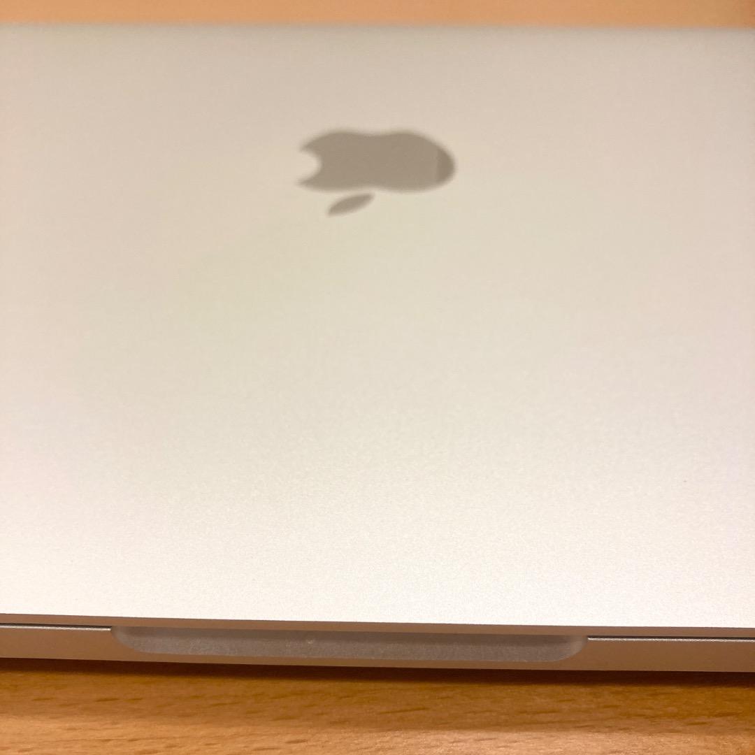 MacBook Pro 13インチ　シルバー 8GB　充放電16回