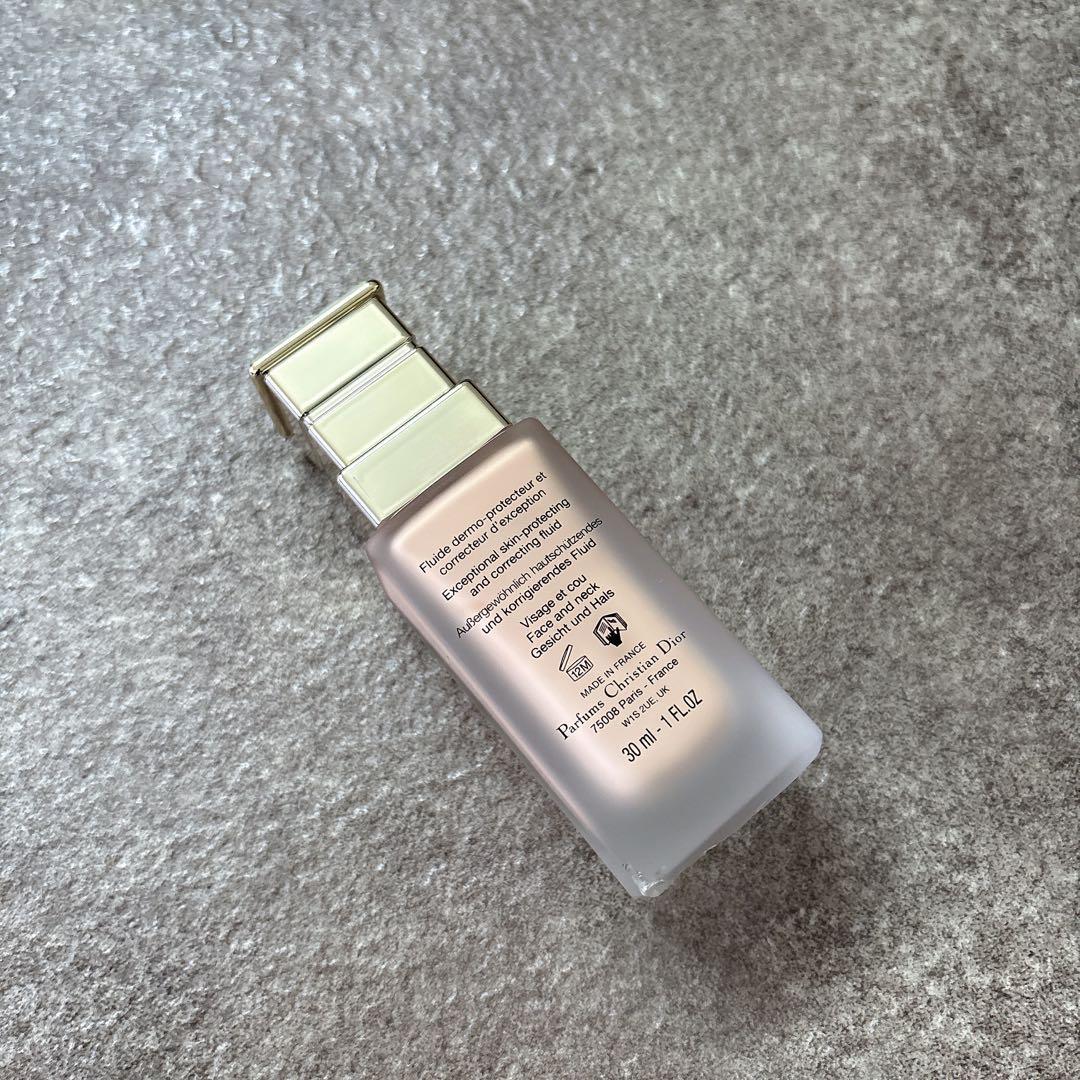 Dior プレステージ ホワイトルプロテクターUV ルミエールシアーグロー