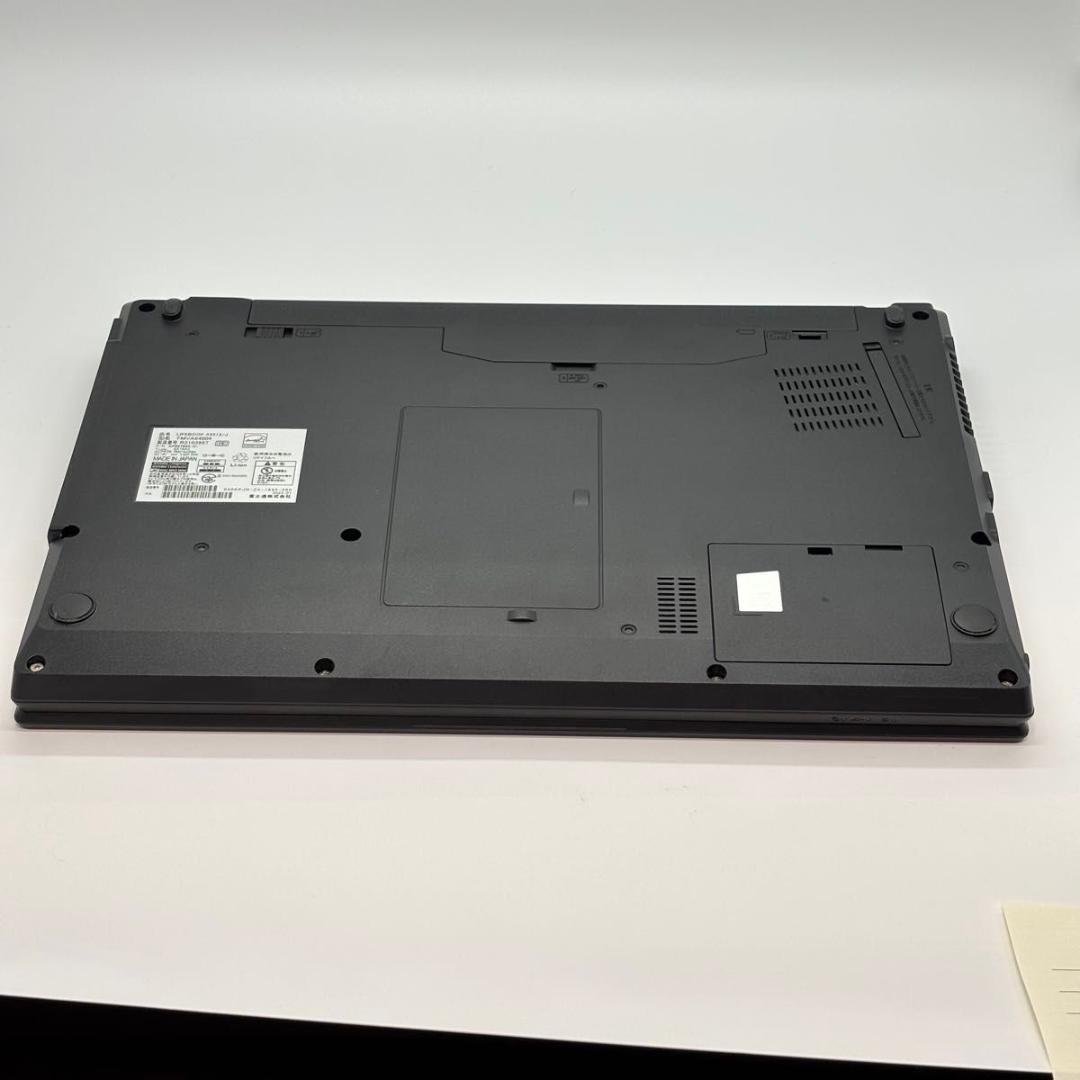 富士通 A5512/J FMVA94004 i5-1245U/8G/256G 2