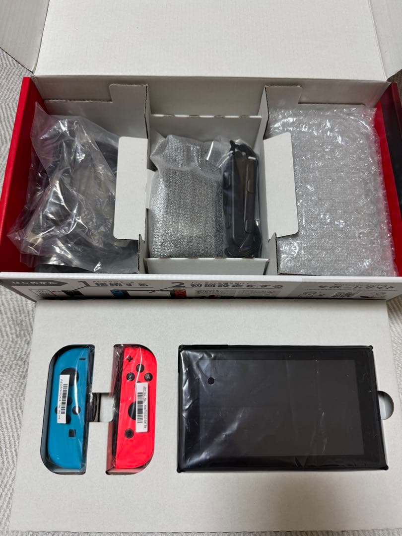 美品　Nintendo Switch 本体