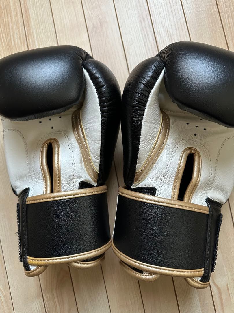 【美品】 ISAMI BOXER ボクシンググローブ 12oz
