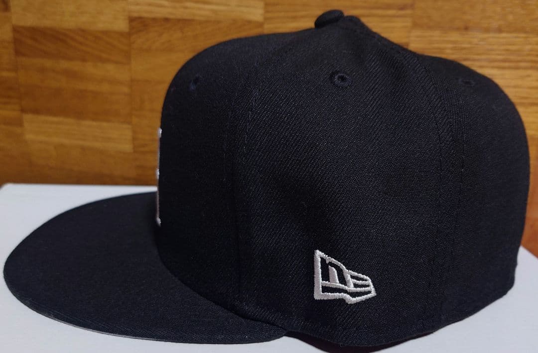 STUSSY ニューエラ LA 7 3/8 ブラック