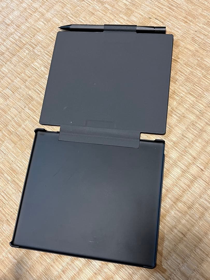 Big me B751C 中古美品　ケース、ペン付属