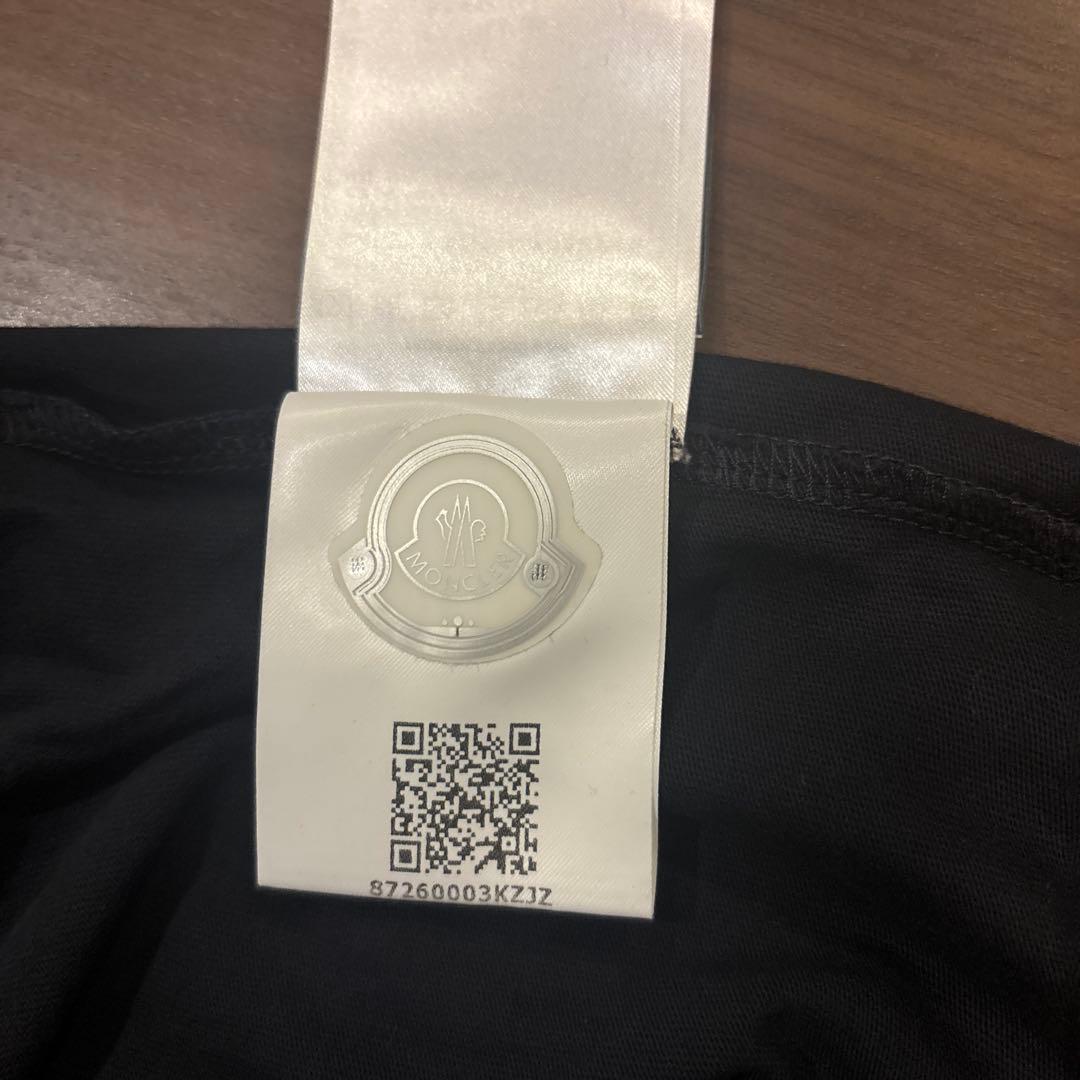 MONCLER ブラック メンズTシャツ　Lサイズ