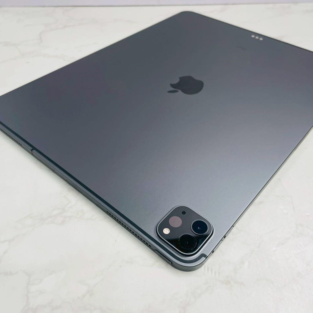 iPad Pro 12.9 第4世代 256GB MXF52J/A