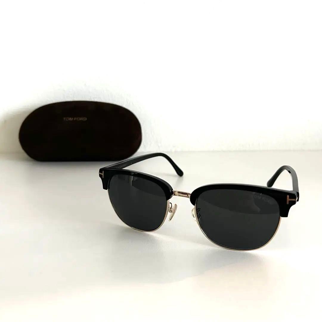 TOM FORD ブラックサングラス ケース付き　TF482-Dモデル