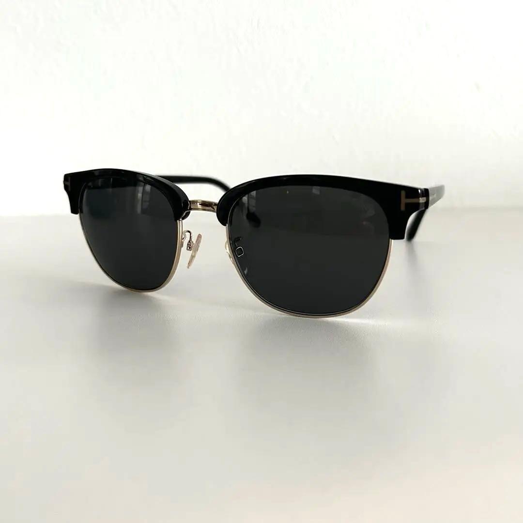 TOM FORD ブラックサングラス ケース付き　TF482-Dモデル