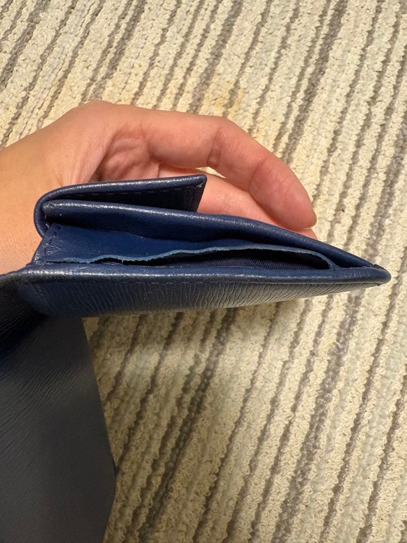 PRADA ネイビー 三つ折り財布【正規品】