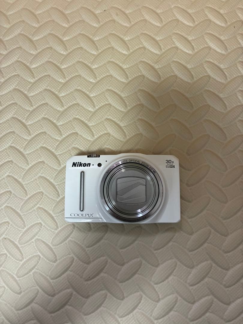 純正ケース付き　nikon&ニコン　coolpix s9700 デジタルカメラ