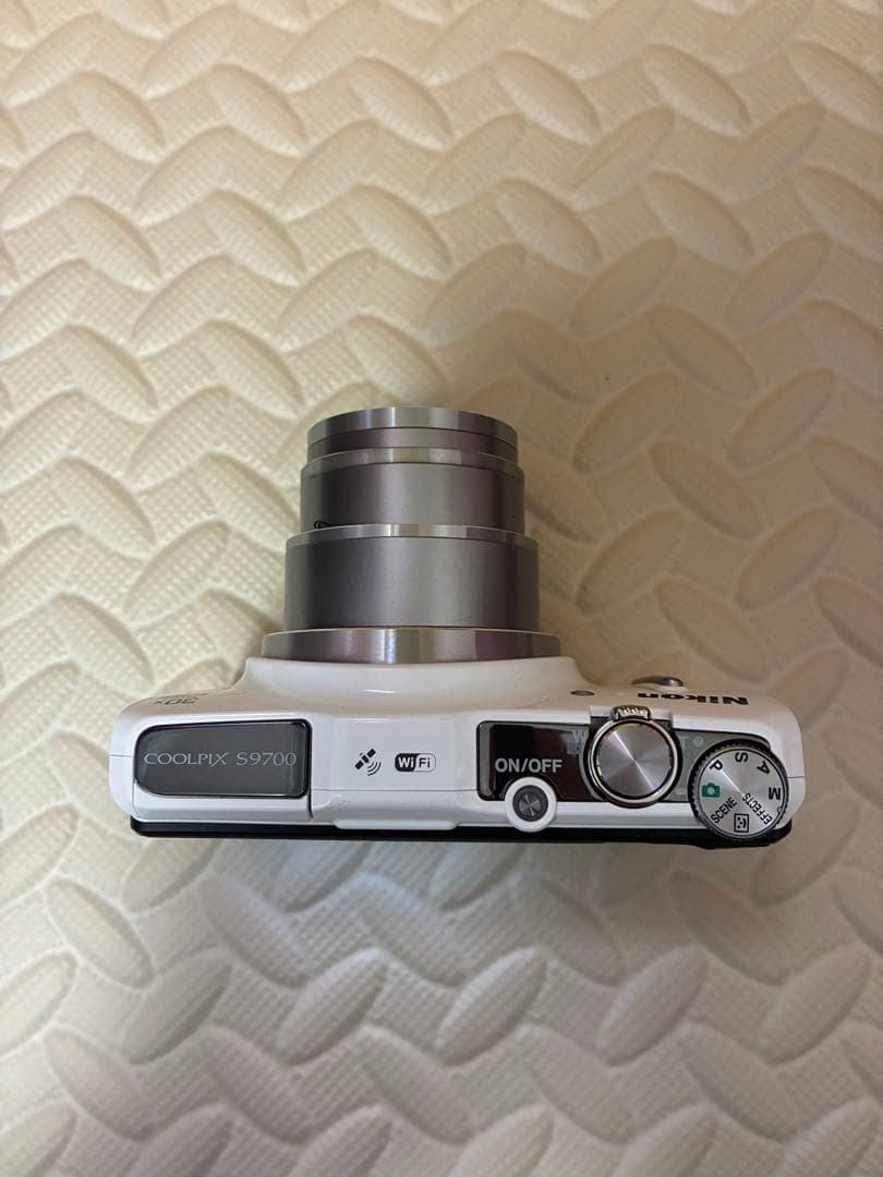 純正ケース付き　nikon&ニコン　coolpix s9700 デジタルカメラ