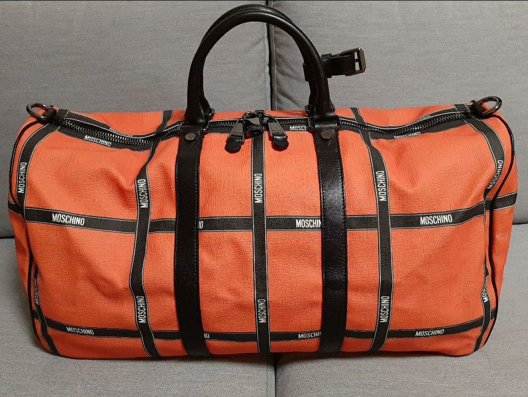 MOSCHINO モスキーノ 旅行バッグ ボストンバッグ オレンジ
