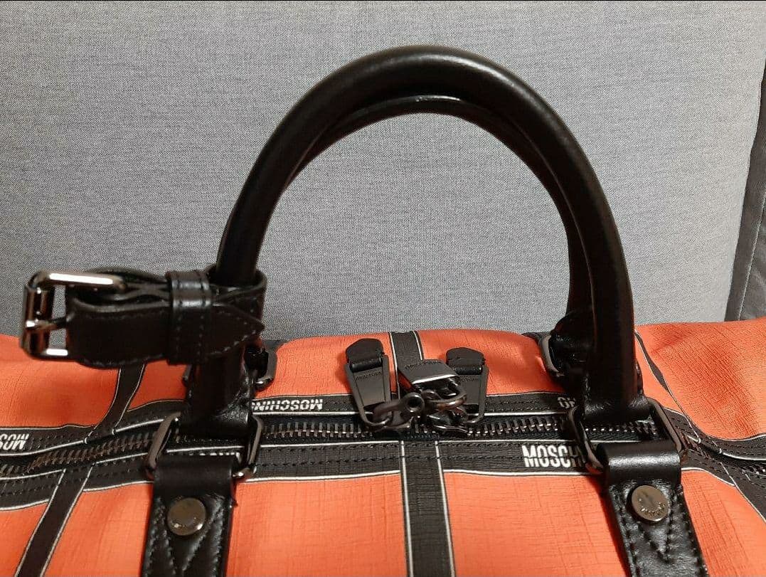 MOSCHINO モスキーノ 旅行バッグ ボストンバッグ オレンジ