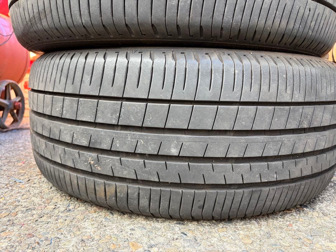 値下げ！23年製 ダンロップ 235/50R18 バリ溝 4本