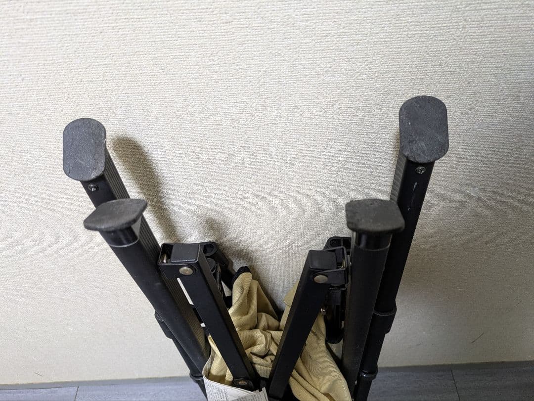 ナベページです。Coleman レイチェアー　 ベージュ