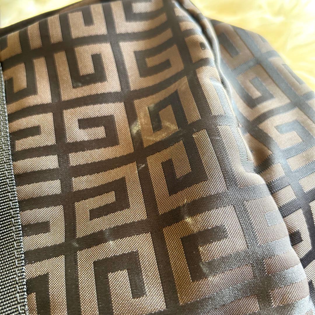 美品✨ジバンシー GIVENCHY ボストンバッグ パッカブル 大容量 総柄